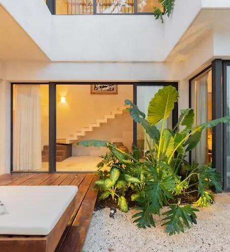 La Privada Villa, Aldea Zama, *