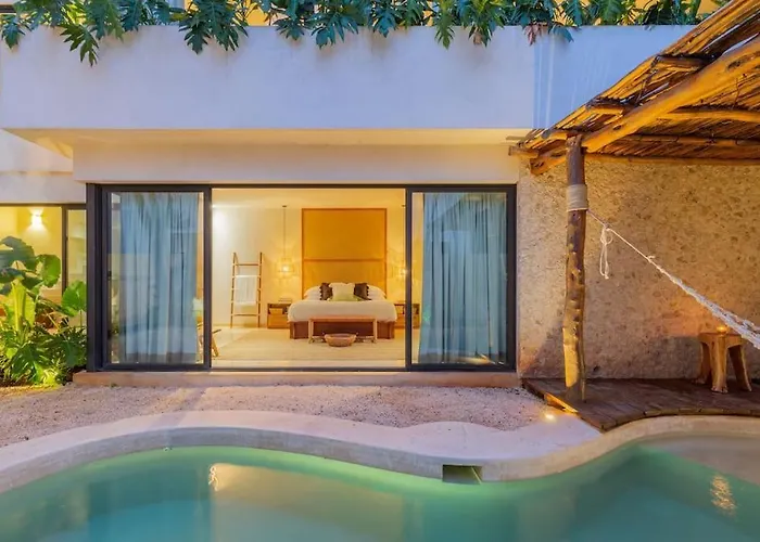 La Privada Villa, Aldea Zama, *