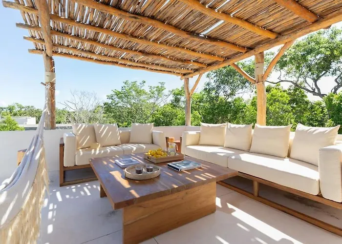 La Privada Villa, Aldea Zama, *